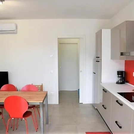 Pima Apartment Garda (Verona)